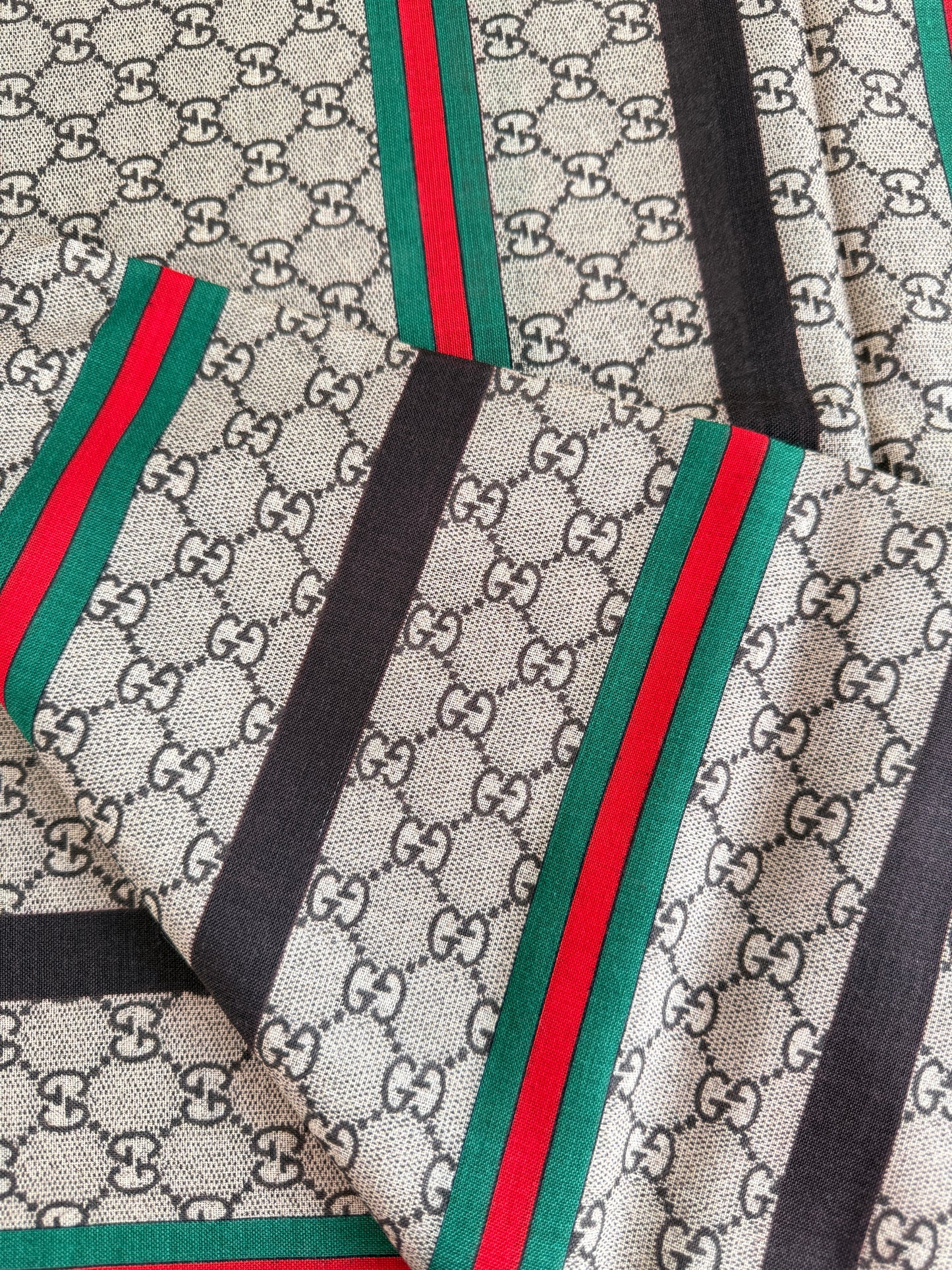Gucci GG Wool Scarf — Beige/Red/Green, 140×140 cm, New with Tag