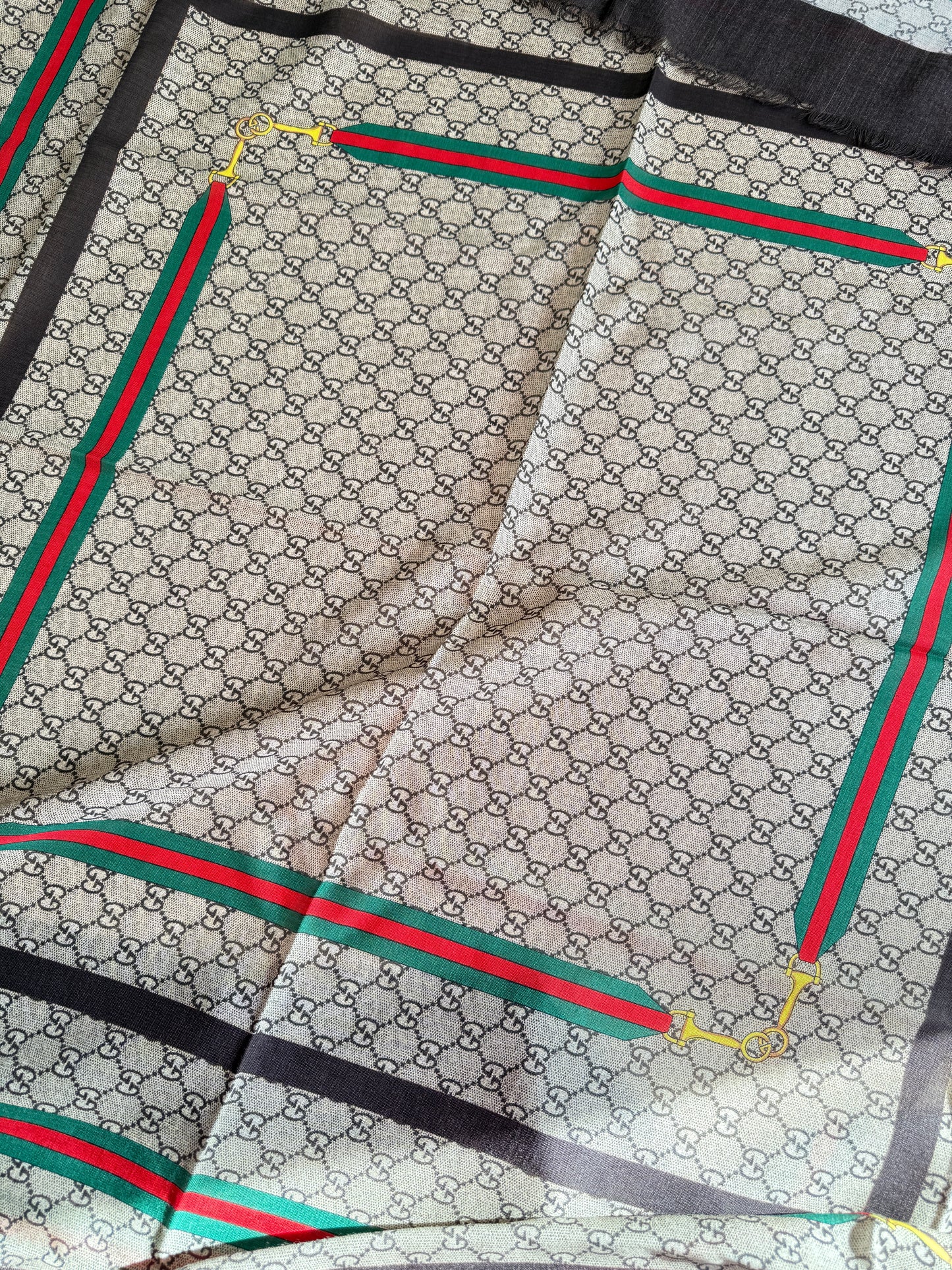 Gucci GG Wool Scarf — Beige/Red/Green, 140×140 cm, New with Tag
