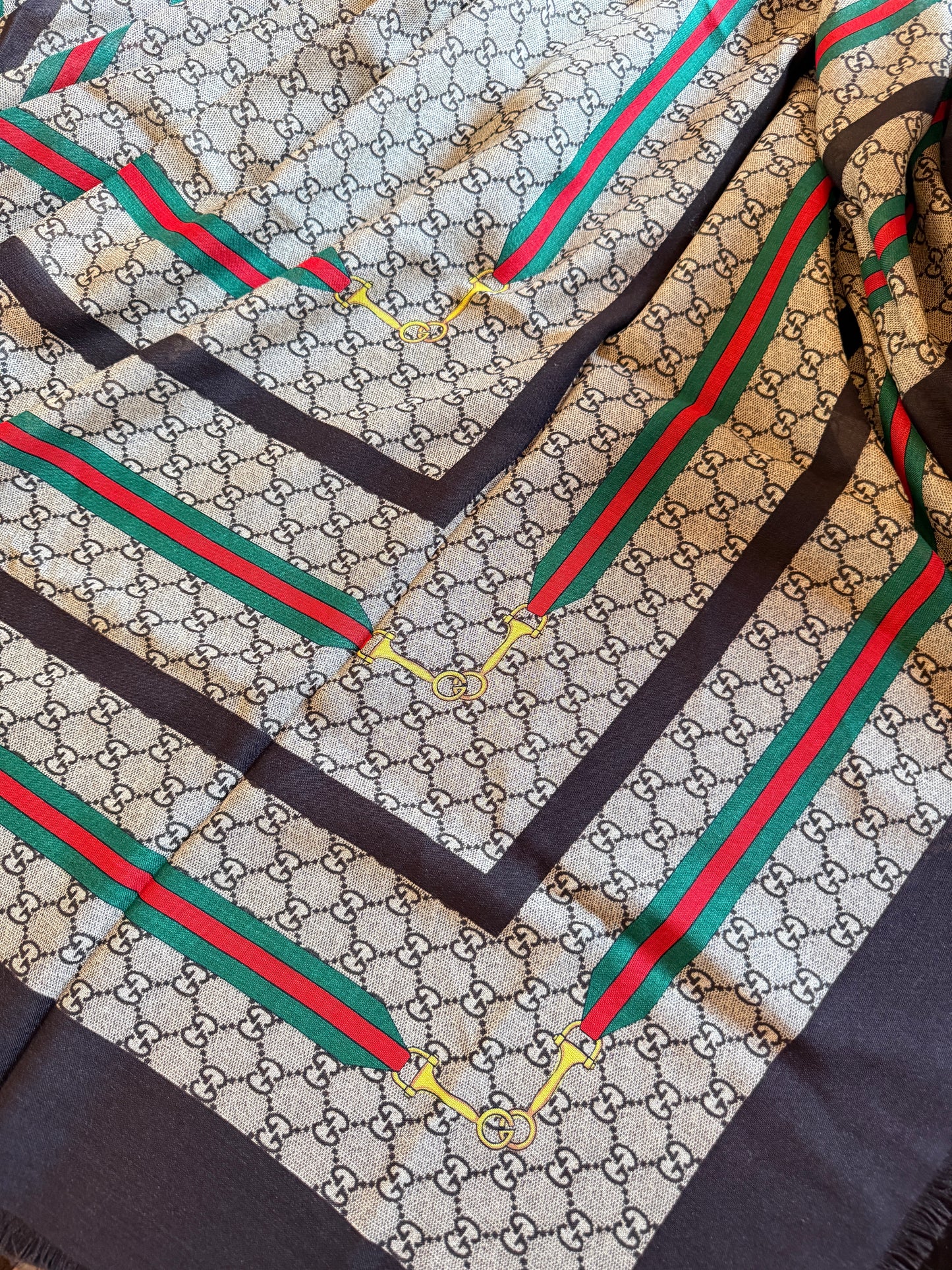 Gucci GG Wool Scarf — Beige/Red/Green, 140×140 cm, New with Tag